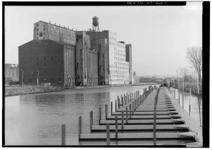 Last of Its Kind: The Demolition of Buffalo’s Great Northern Grain Elevator